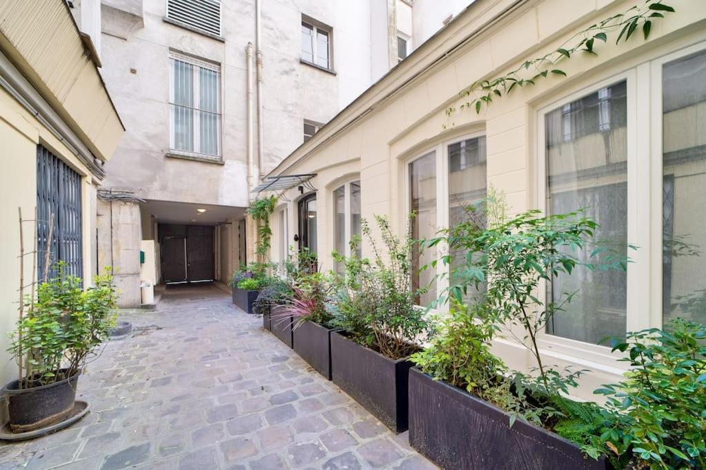 Grandiose Appartement Au Coeur De Parijs Buitenkant foto